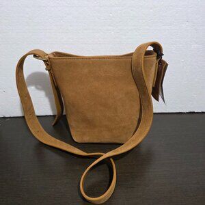 NWT Margot NY Kaye Brown/Camel Suede Mini Bucket Crossbody Bag Purce $138